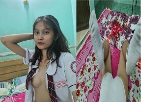 sex be nong Thử cảm giác được chơi với em gái Indo